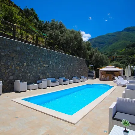 Bed & Breakfast Catiè 4*
